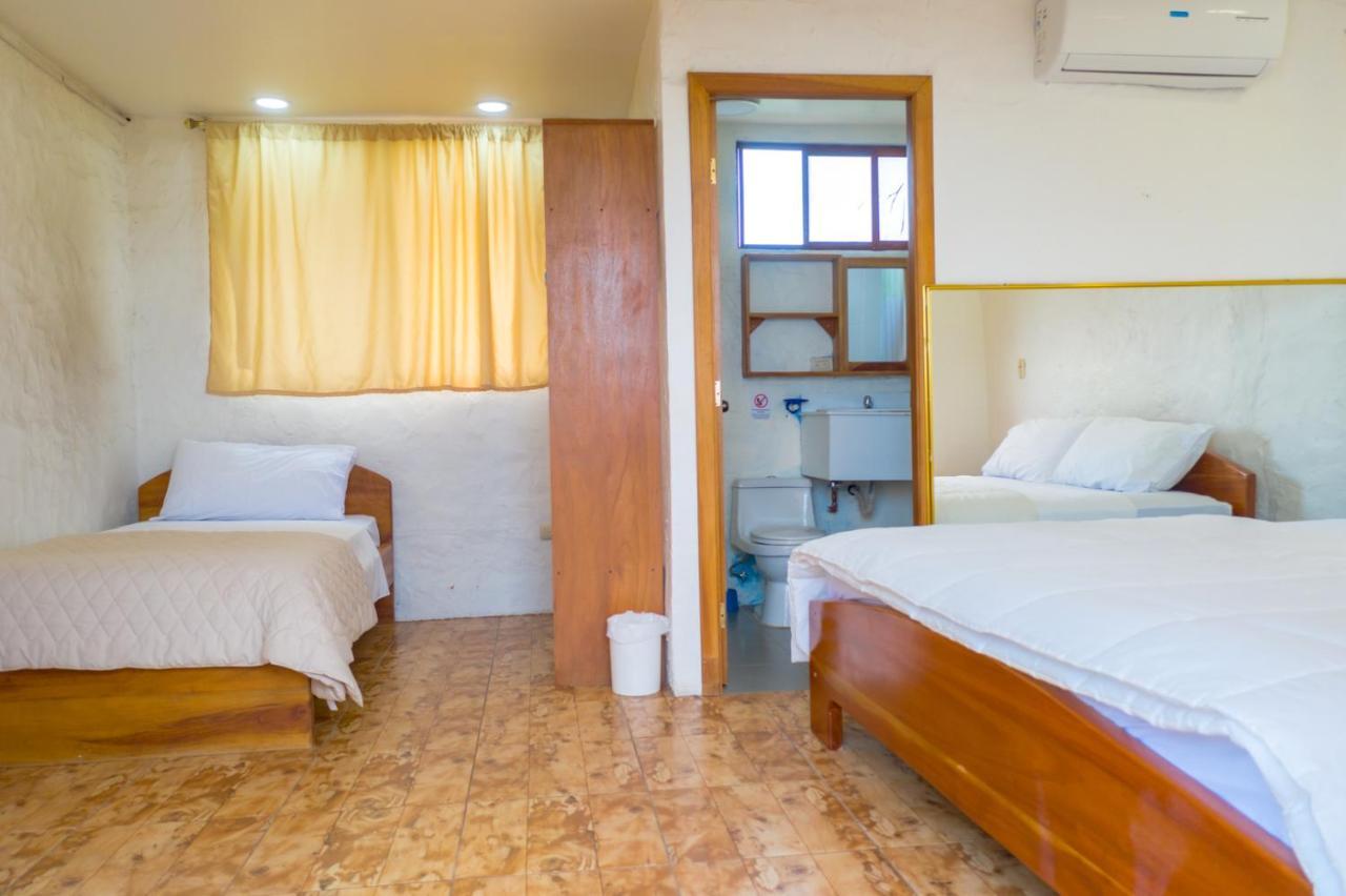 Royal Galapagos Inn Puerto Baquerizo Moreno Exteriör bild