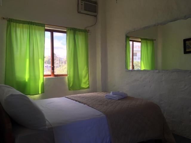 Royal Galapagos Inn Puerto Baquerizo Moreno Exteriör bild