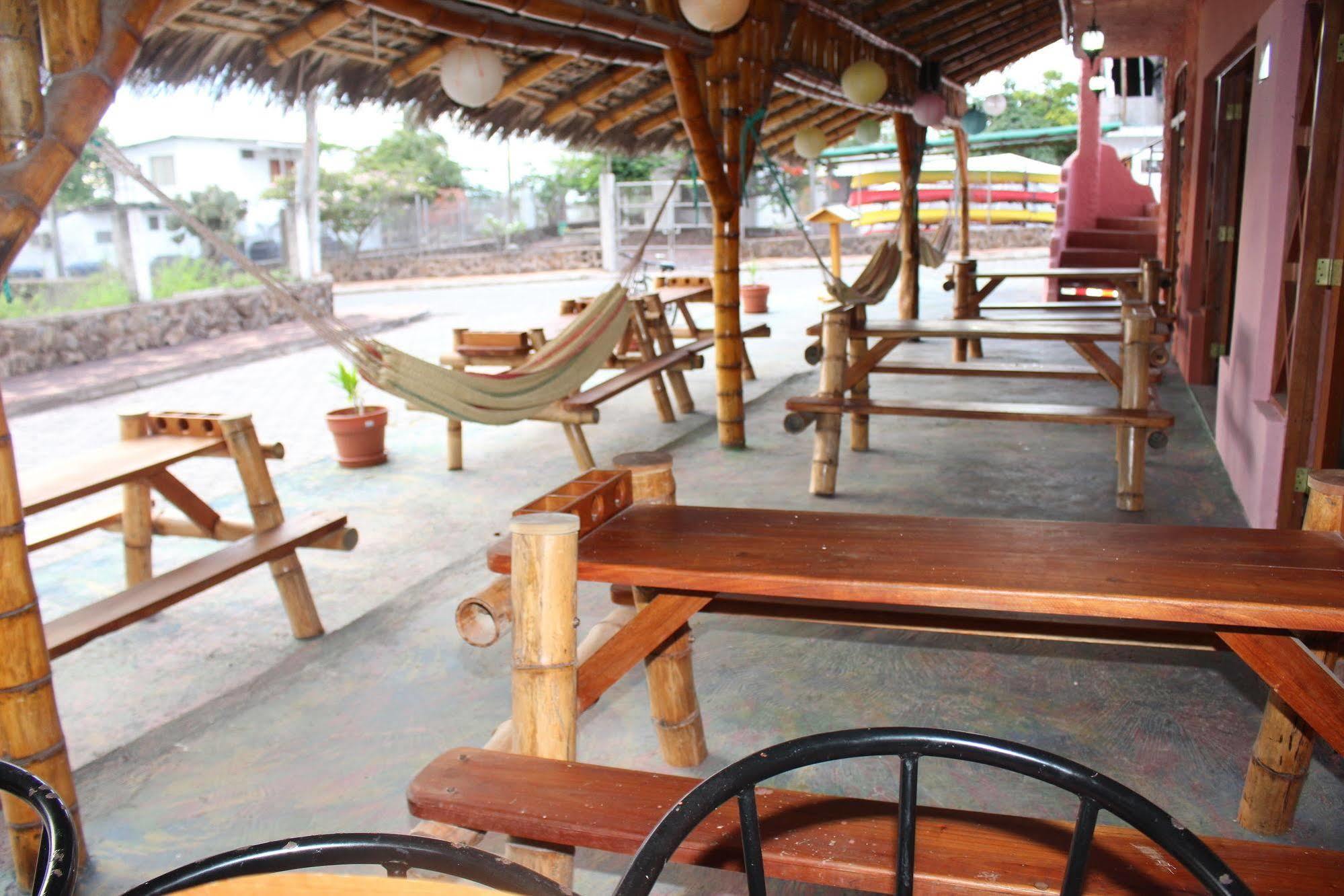 Royal Galapagos Inn Puerto Baquerizo Moreno Exteriör bild